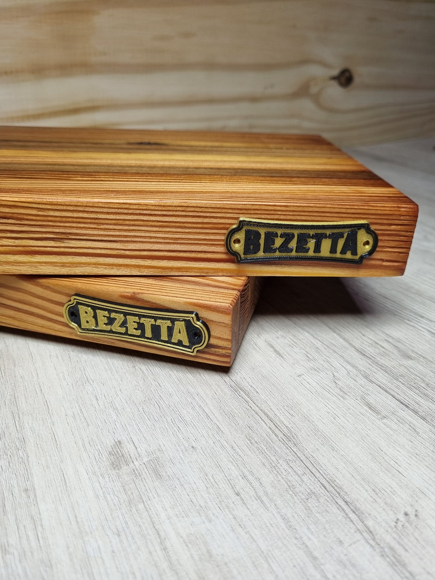 Tabla de Pinotea Vintage Premium – Madera Extinta y Exclusiva