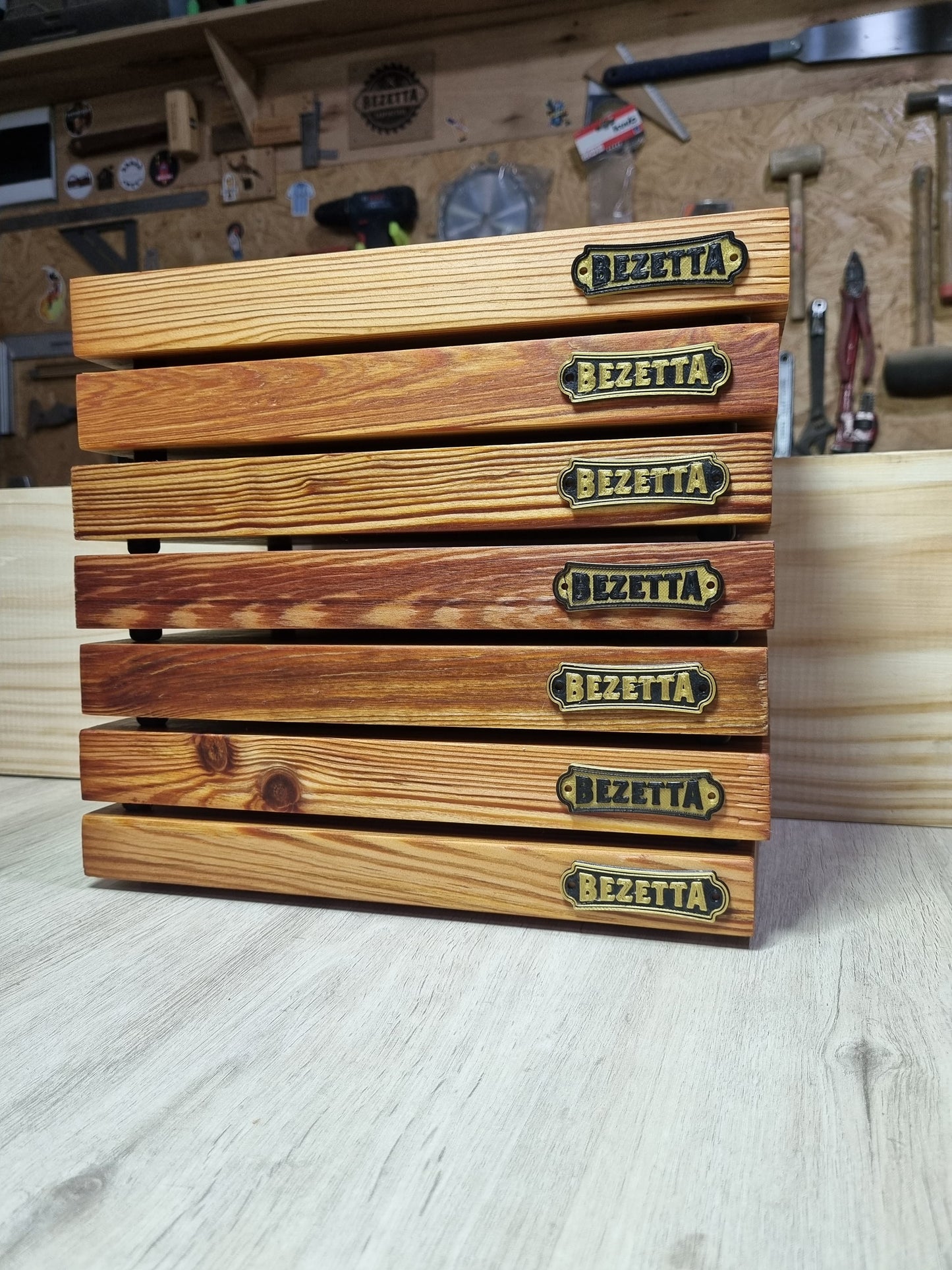 Tabla de Pinotea Vintage Premium – Madera Extinta y Exclusiva