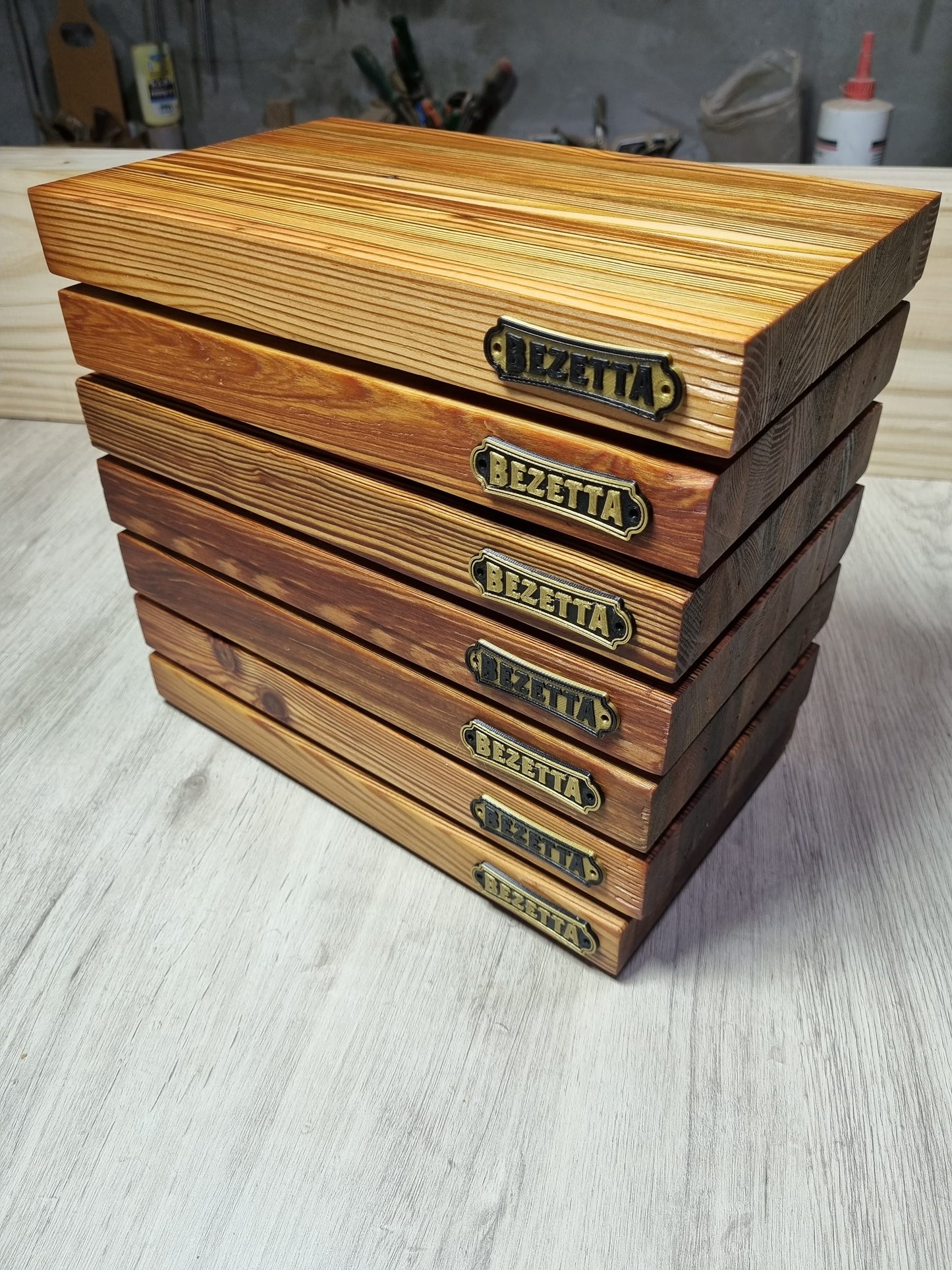 Tabla de Pinotea Vintage Premium – Madera Extinta y Exclusiva